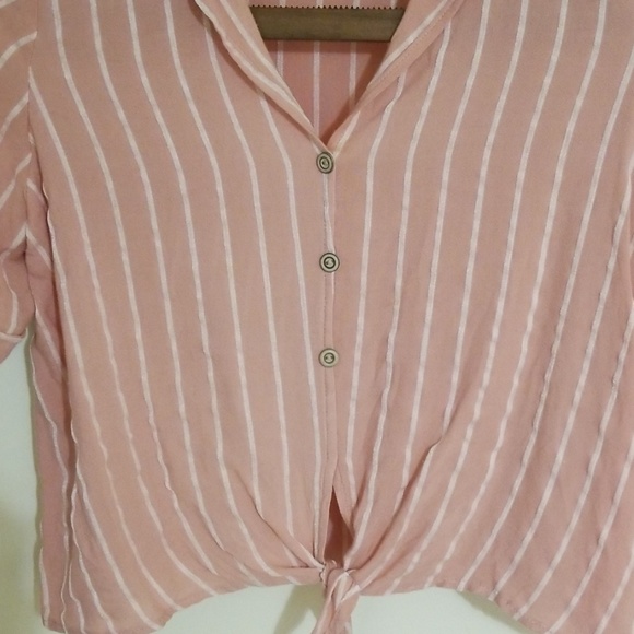 Top - Picture 2 of 4